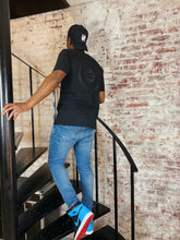 Afbeelding in Gallery-weergave laden, Support UR tee black white